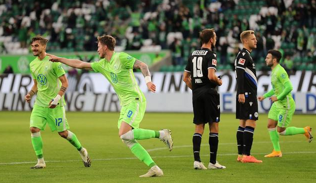 爱游戏app-沃尔夫斯堡逼平对手，保持不败战绩延续的简单介绍