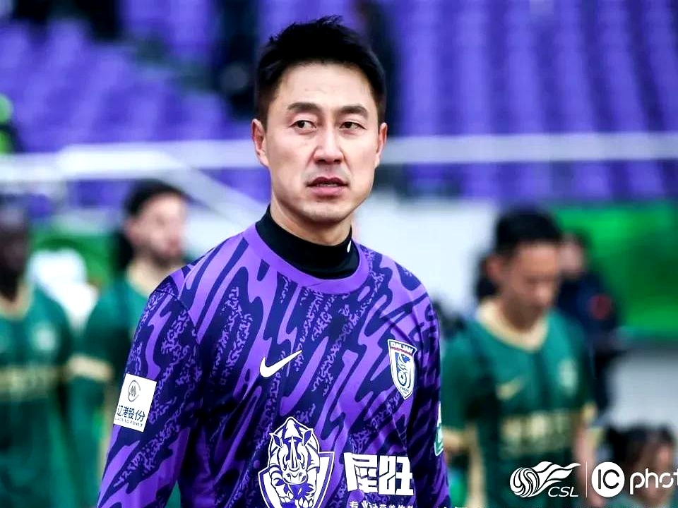 大连人队不负众望，轻松击败对手