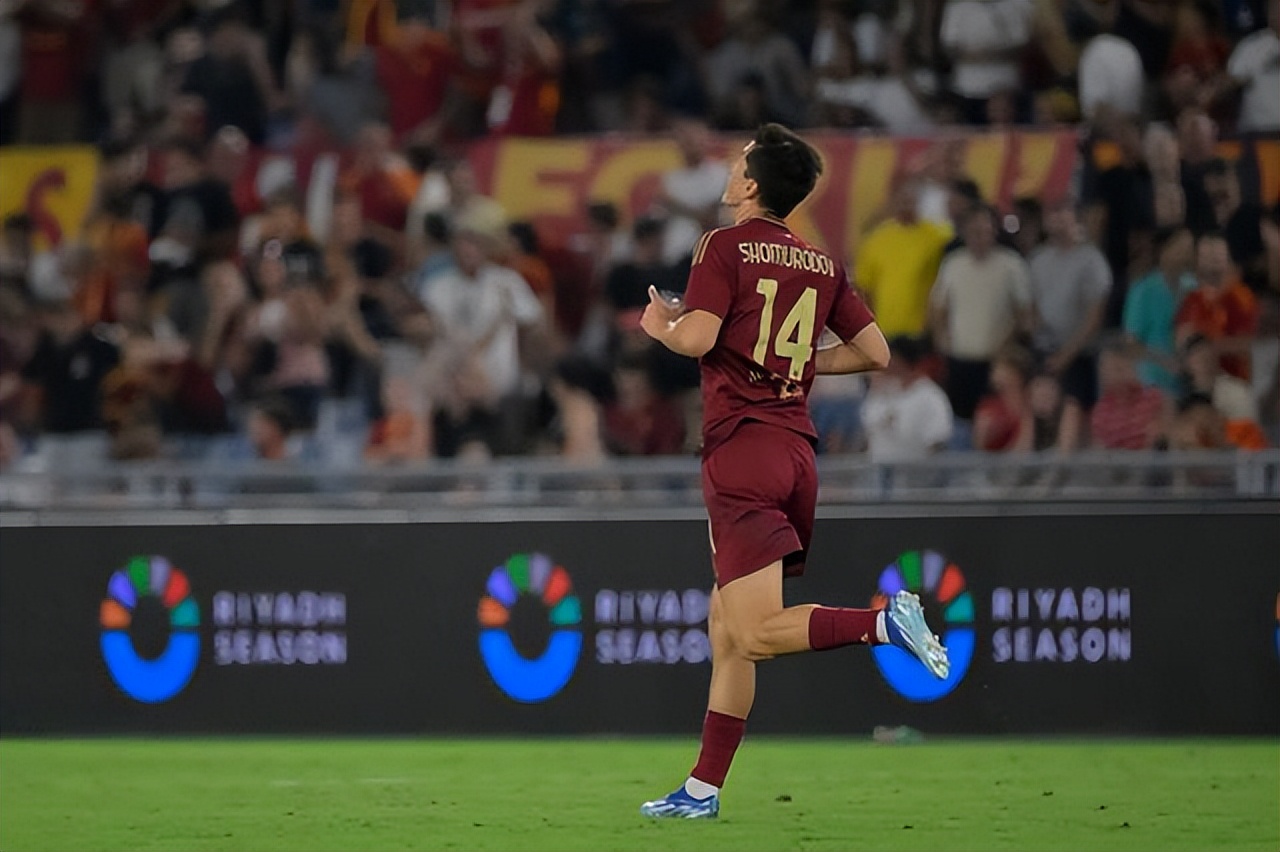 利物浦外援训练状态火热,世俱杯淘汰赛关键战 利物浦外援训练状态火热,世俱杯淘汰赛关键战