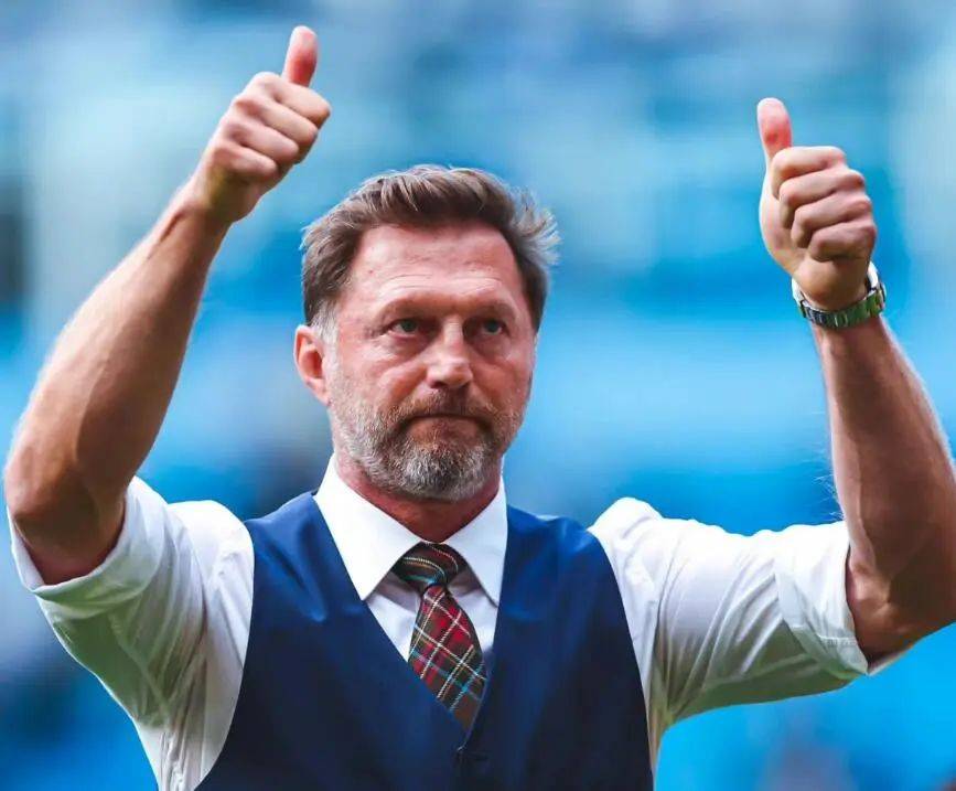 爱游戏网页版-关于沃尔夫斯堡俱乐部计划改善球员训练设施的信息