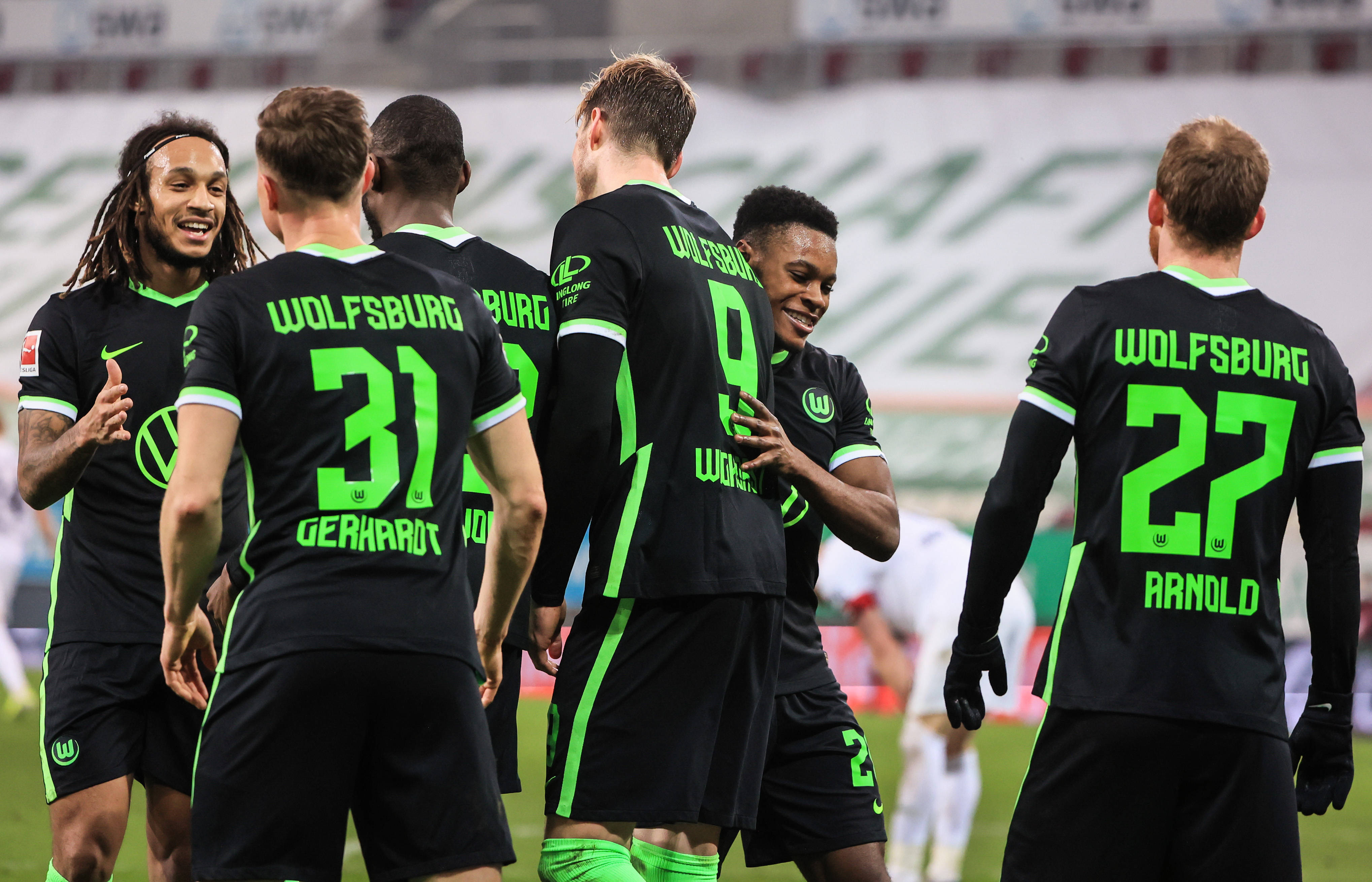 爱游戏app下载-包含沃尔夫斯堡对阵法兰克福，争夺顶级联赛位置的词条