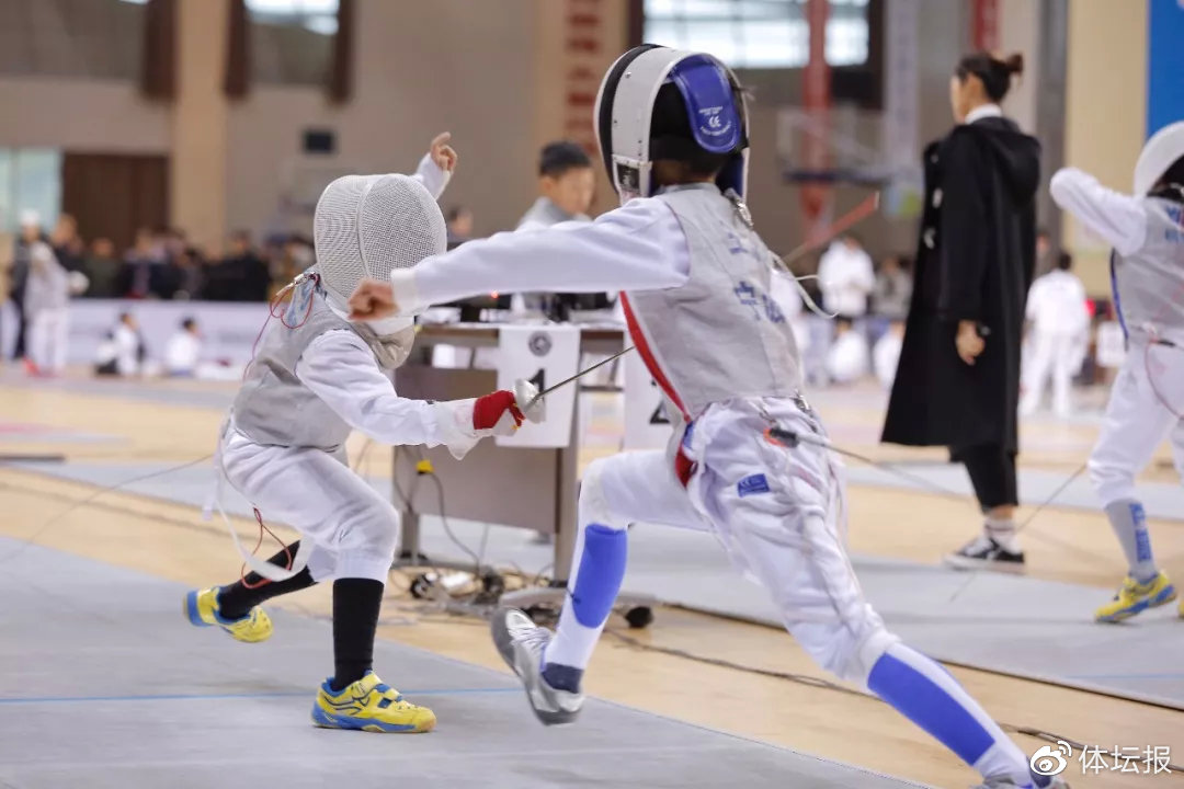 德国击剑队实现大逆转，夺得冠军