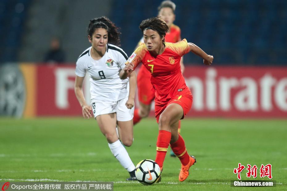 体育行业聚焦：女足球员技术提高方案的简单介绍