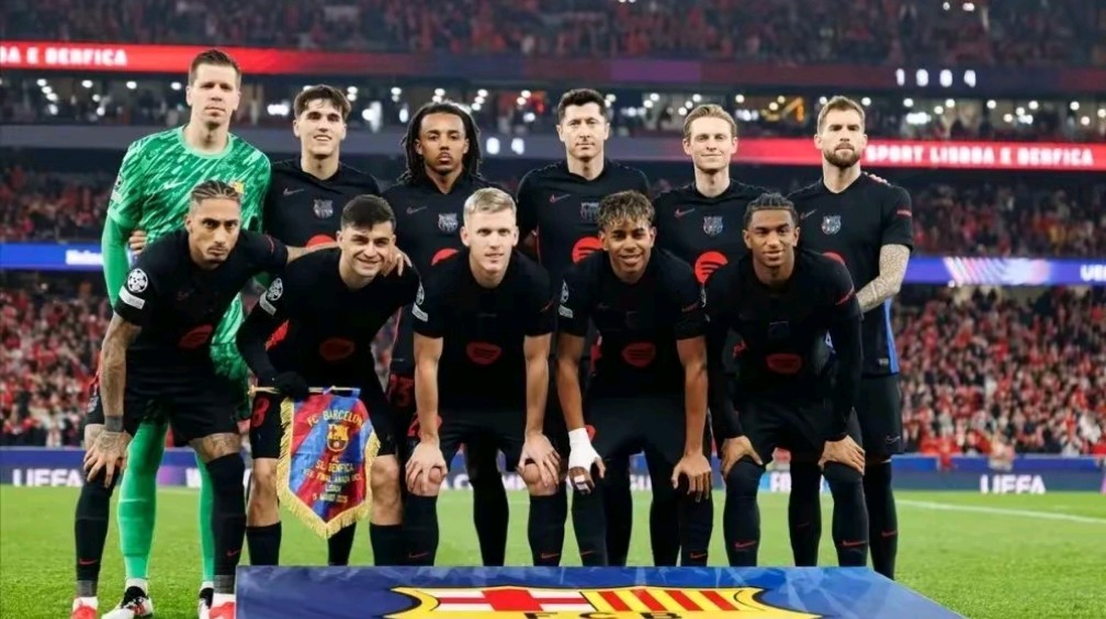 爱游戏网页版入口-包含巴塞罗那主帅公开批评球队表现，赛季前景堪忧的词条