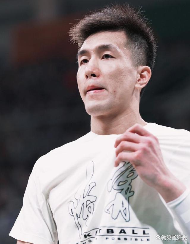 爱游戏中国官网-郭艾伦全面爆发，领队夺得胜利