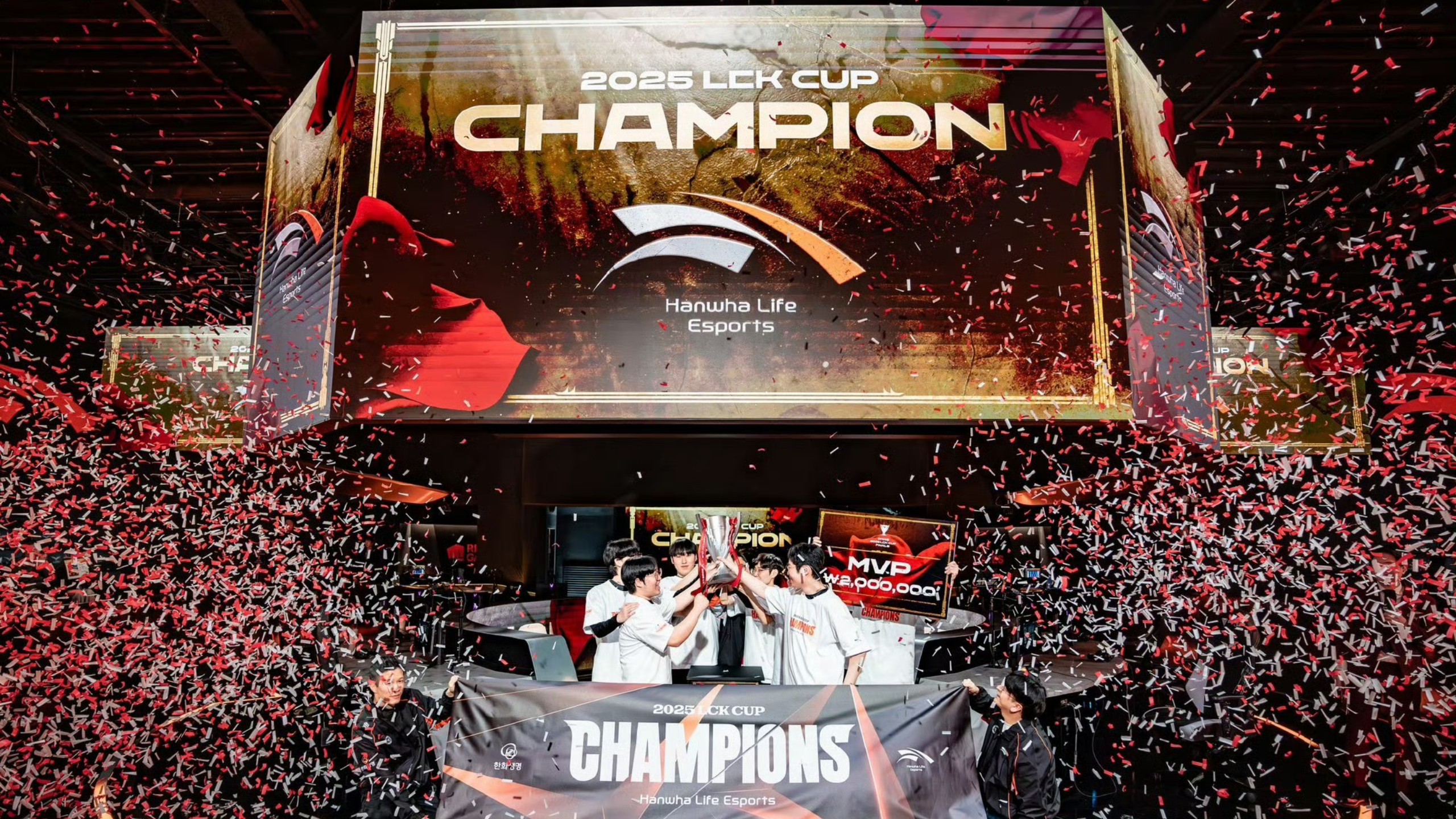 爱游戏网页版登录入口-重要比赛开幕，顶级球队一决胜负