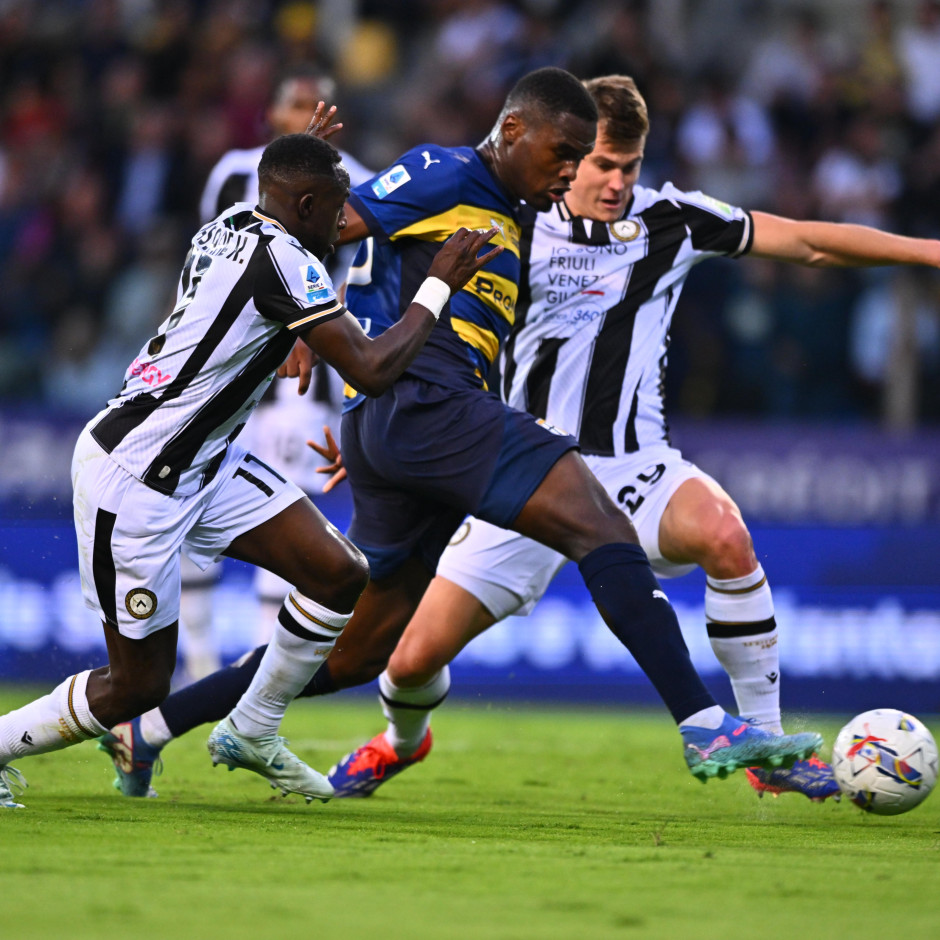 爱游戏入口-关于卡利亚里击败帕尔马冲刺欧战资格的信息